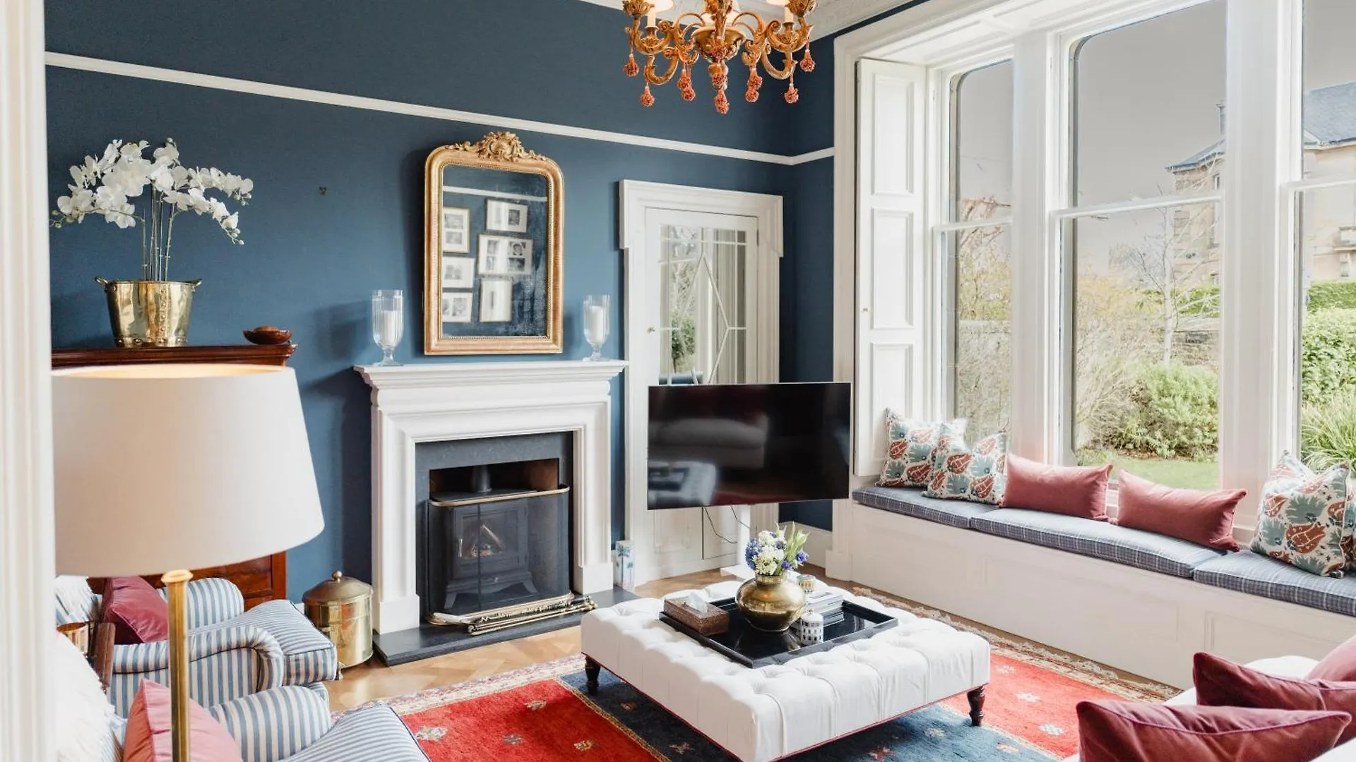 Private And Prestigious Luxury Home Edinburgh 0*,