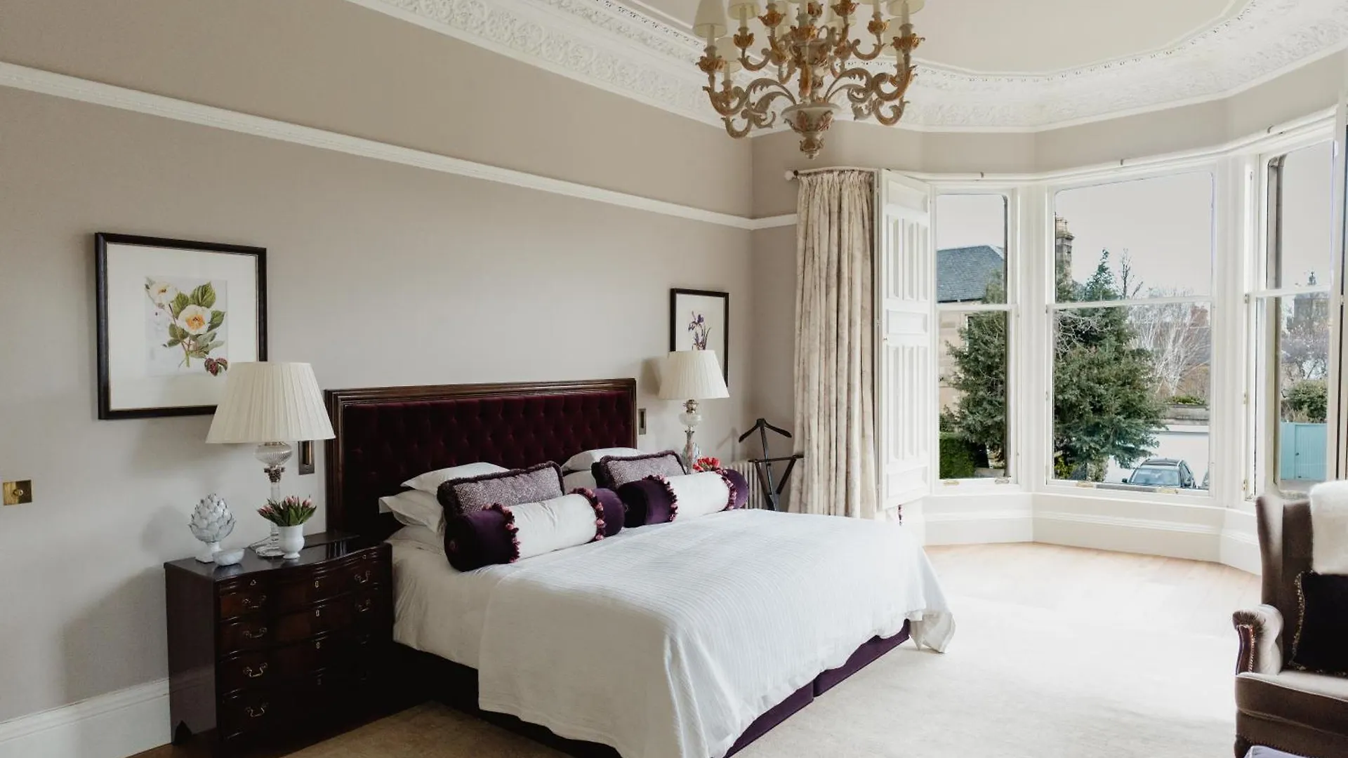 Private And Prestigious Luxury Home 爱丁堡 英国