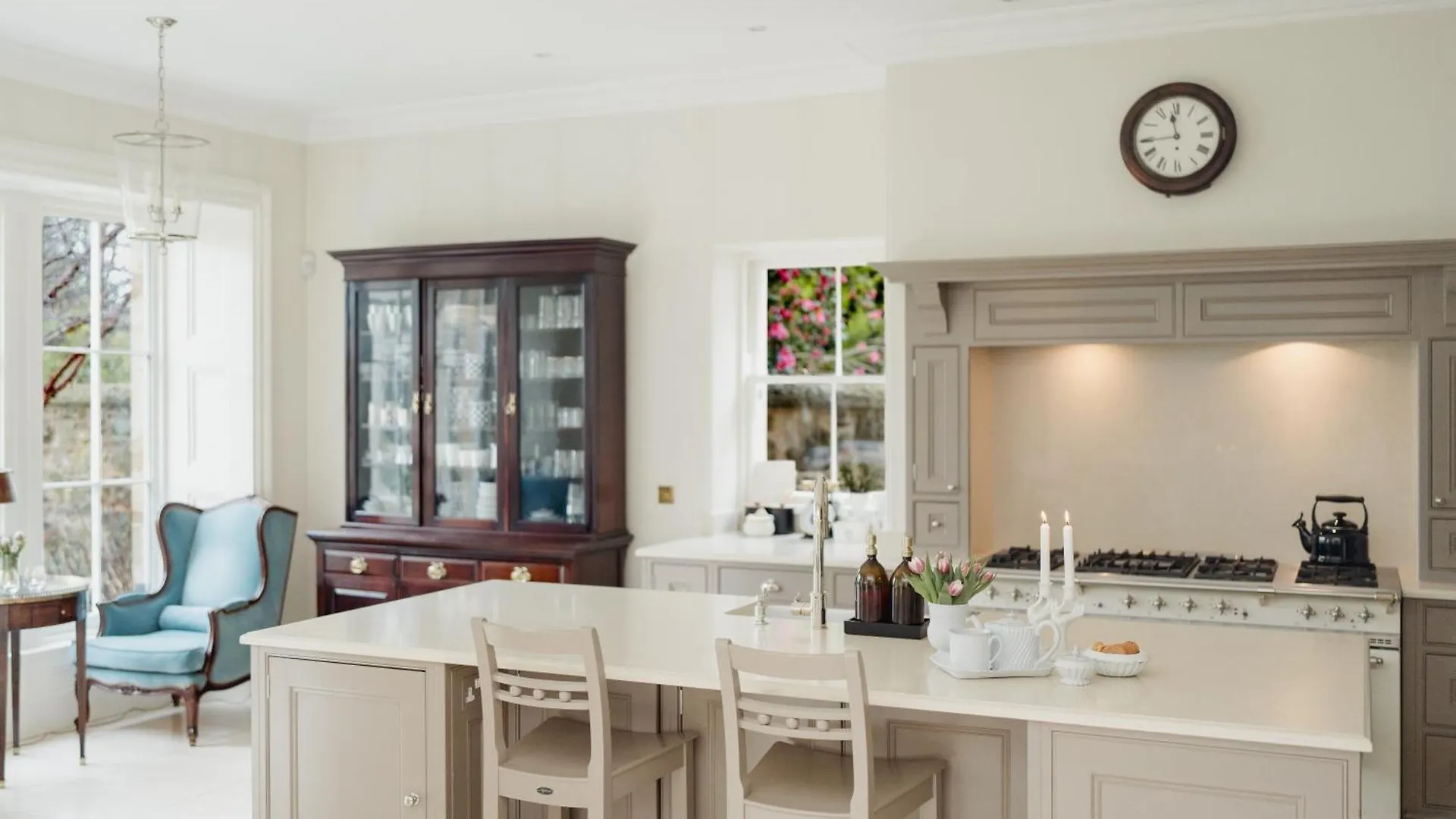 Private And Prestigious Luxury Home Edinburgh